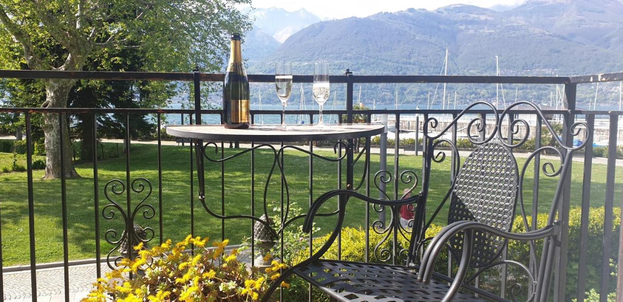 VILLA LAGO FOREGORUND Lakeview Winter Retreat Three-Bedroom Apartment with Balcony - B&B Colico