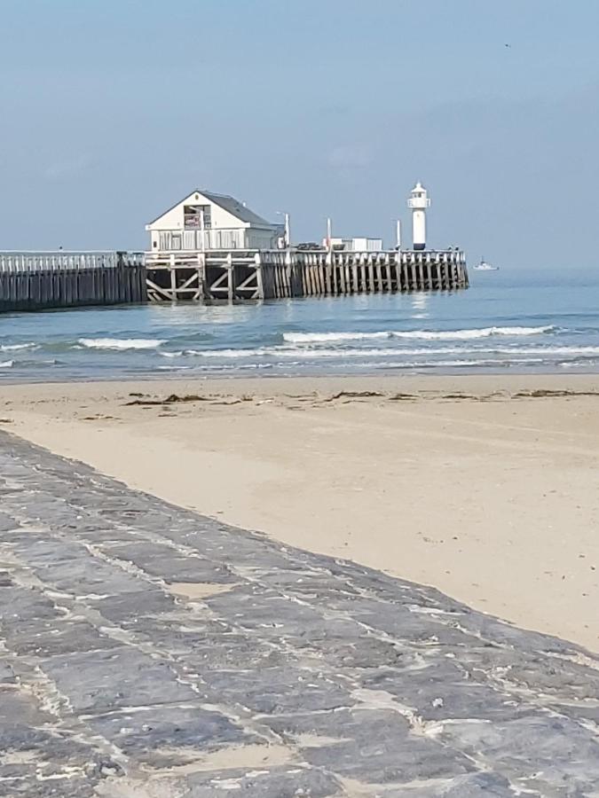 Chateau Lastours - Ferienwohnung Blankenberge