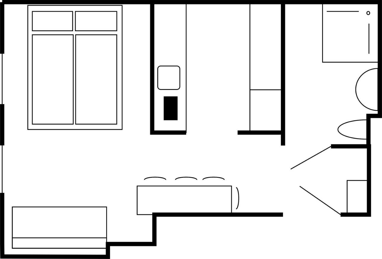 Convenient and Functional Apartment in the Center - Ferienwohnung