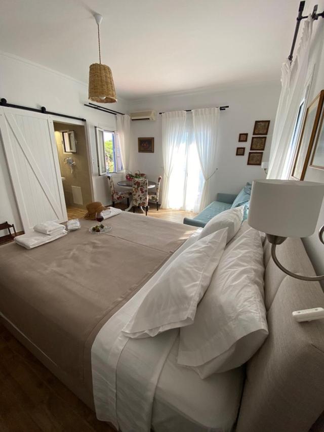 B&B Ixia - Reginas Apartments - Bed and Breakfast Ixia