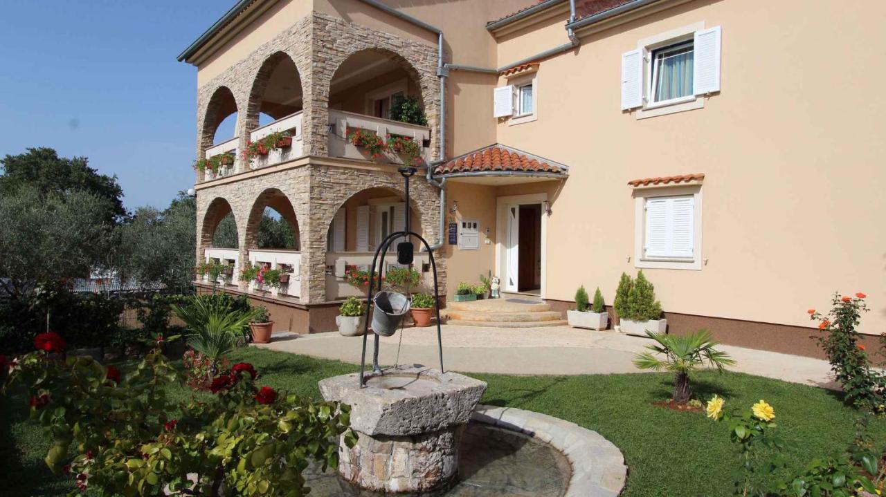 B&B Sveti Anton - Malinska Apartment 1 - Bed and Breakfast Sveti Anton