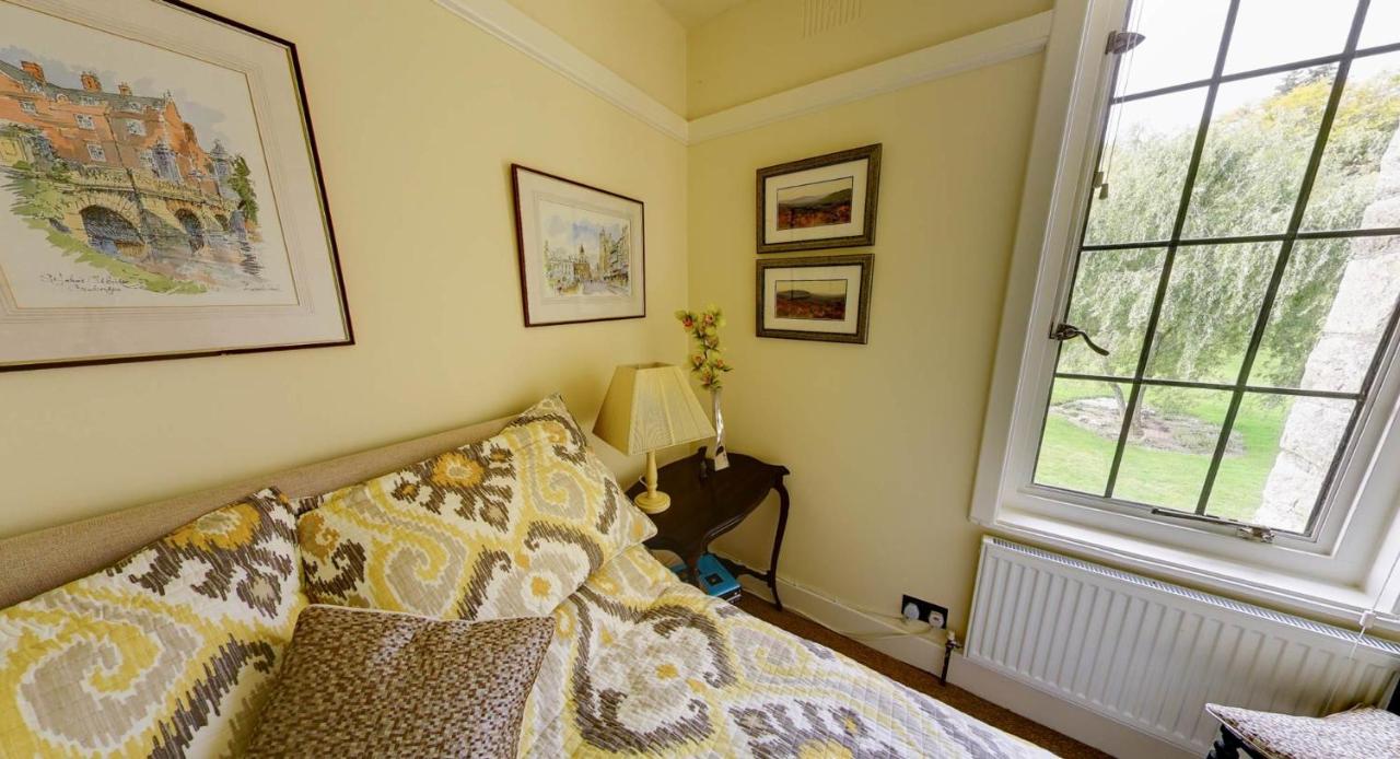 Rock House Cottage - B&B