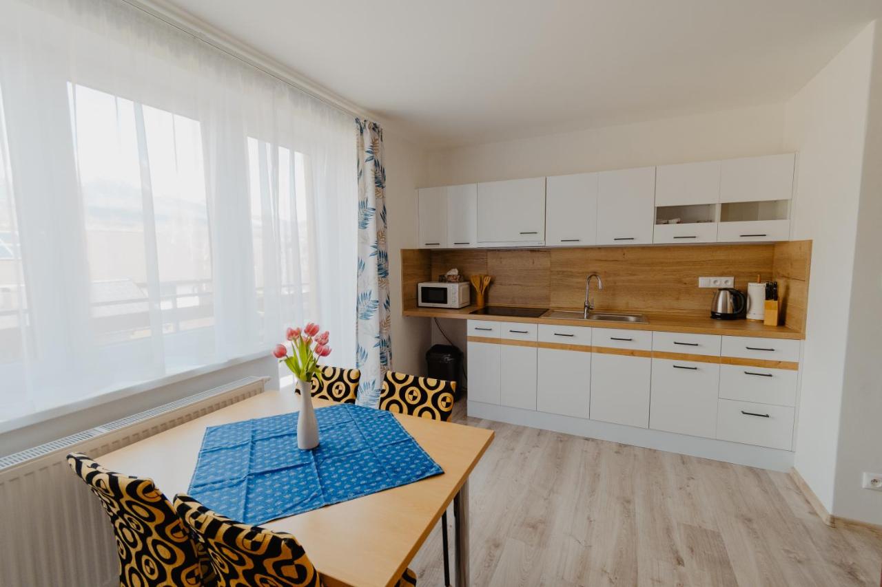 Apartmány Zara - B&B Nová Lesná