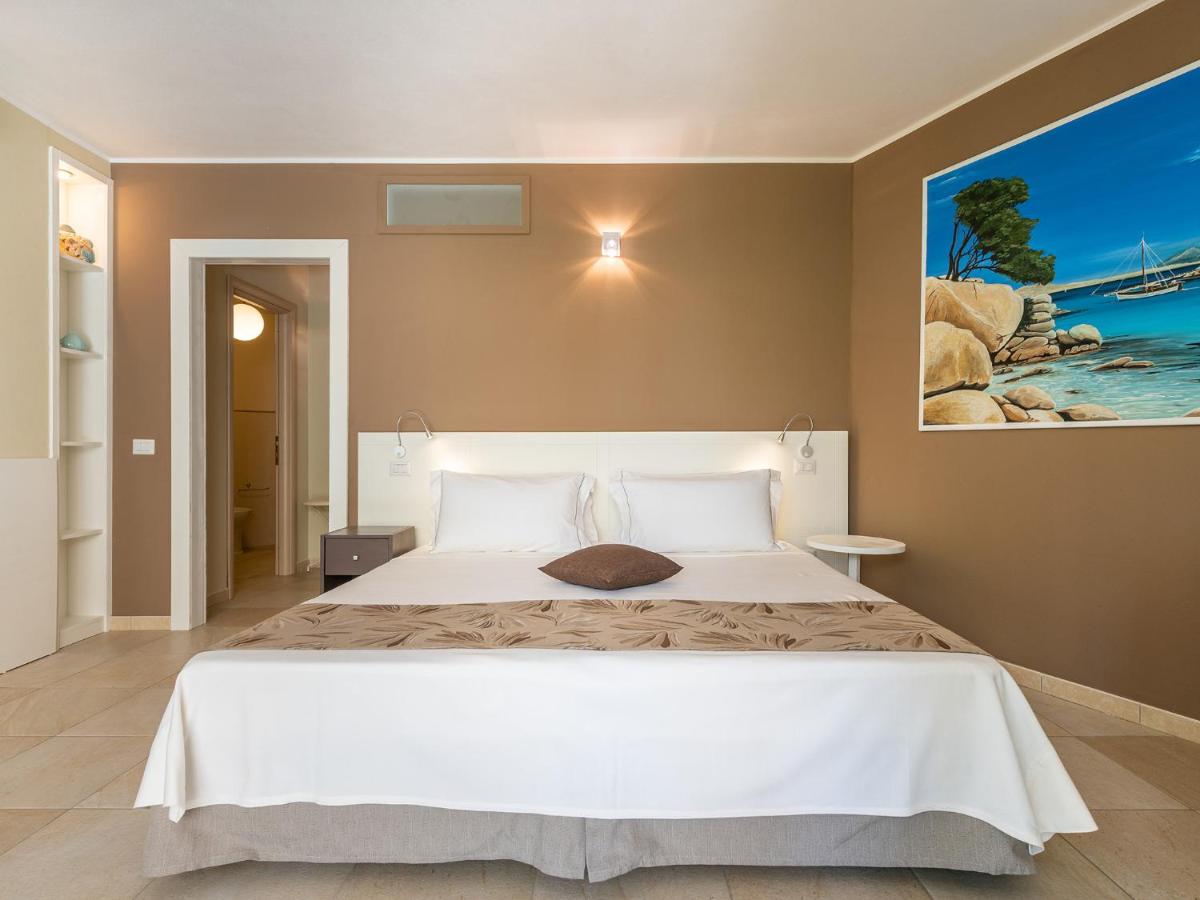 Camera Matrimoniale Deluxe con 1 Letto Supplementare