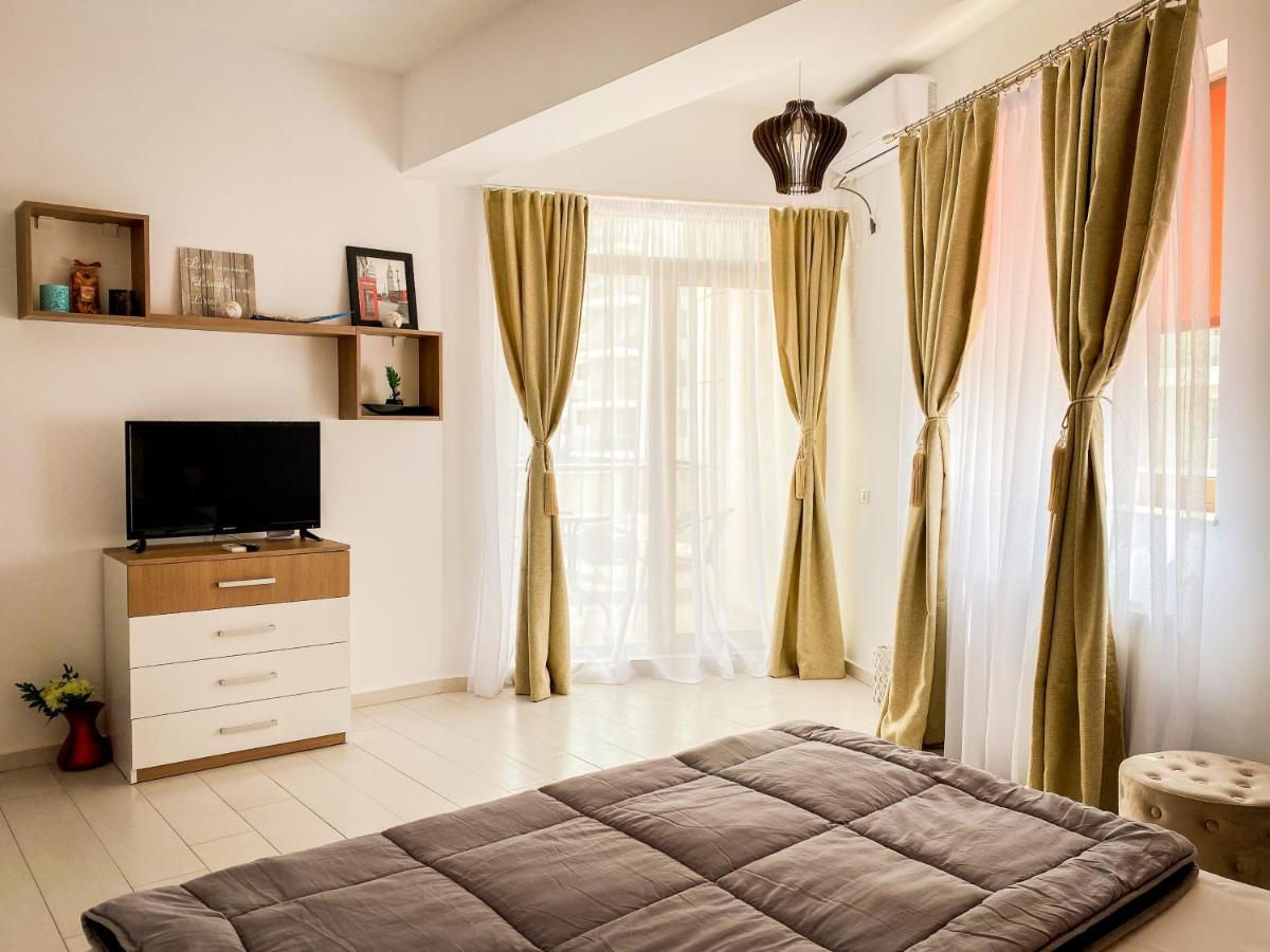 Studio 01 By the Sea LOFT Mamaia Nord - B&B Mamaia