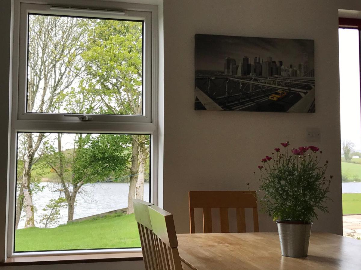 Lakeside Lookout Bantry - B&B