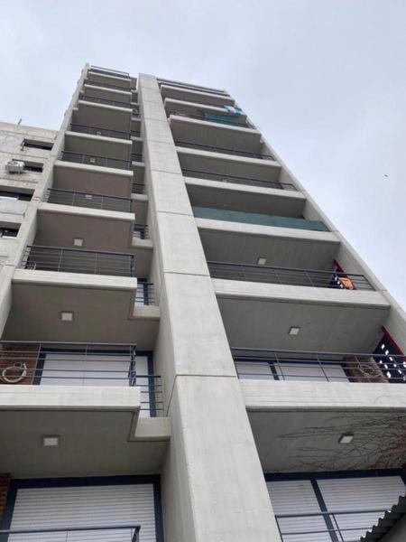 1 dormitorio - zona Pichincha - Nuevo - B&B
