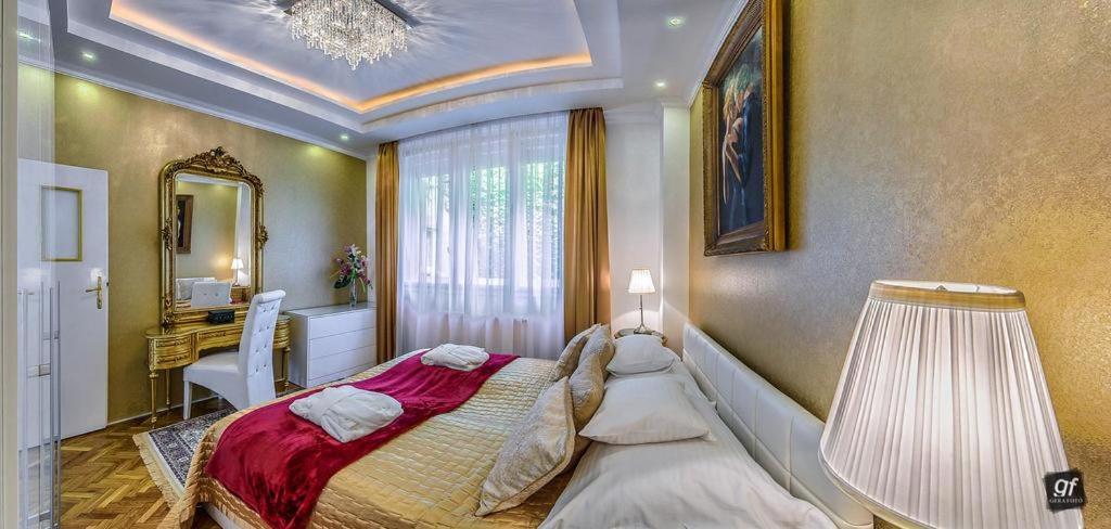 Two-Bedroom Suite