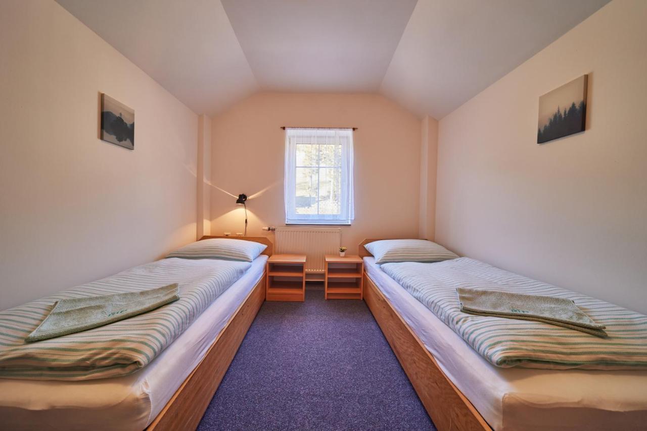 Double or Twin Room with Bathroom