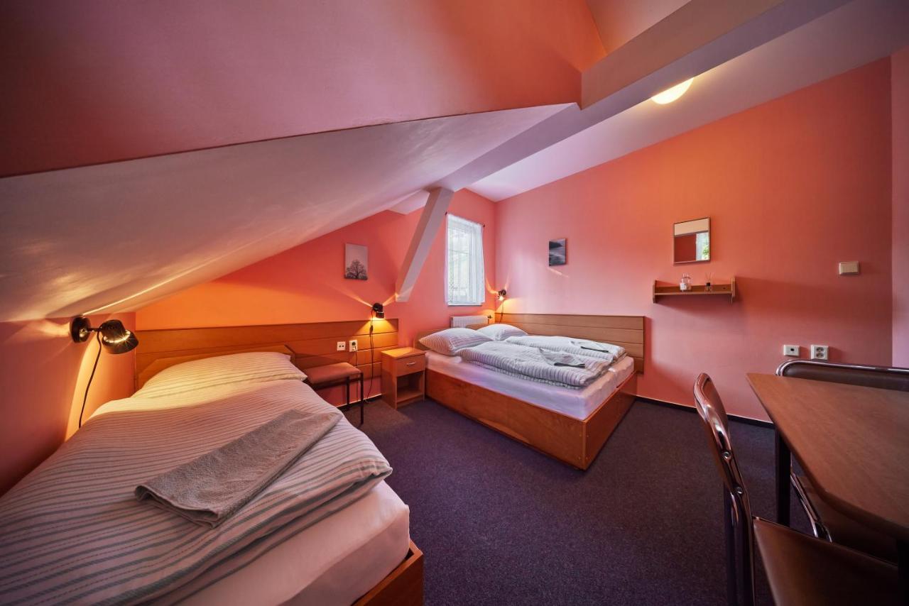 Triple Room with Bathroom