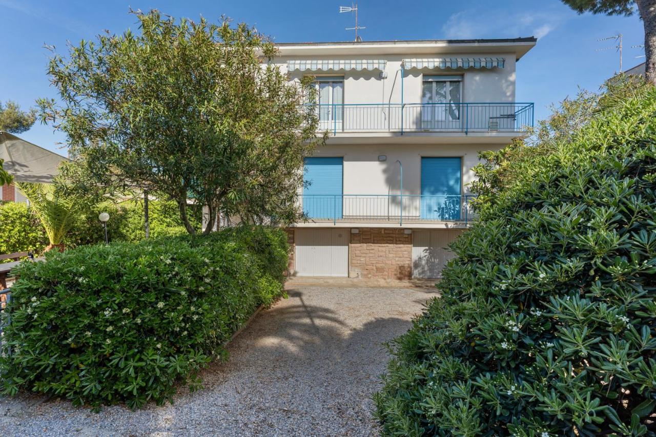 Casa Fiora, a 50 m dal mare - B&B
