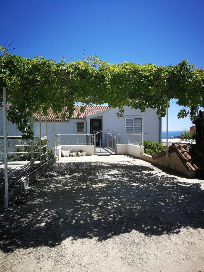 Stella Maris - Penthouse, Hvar - B&B