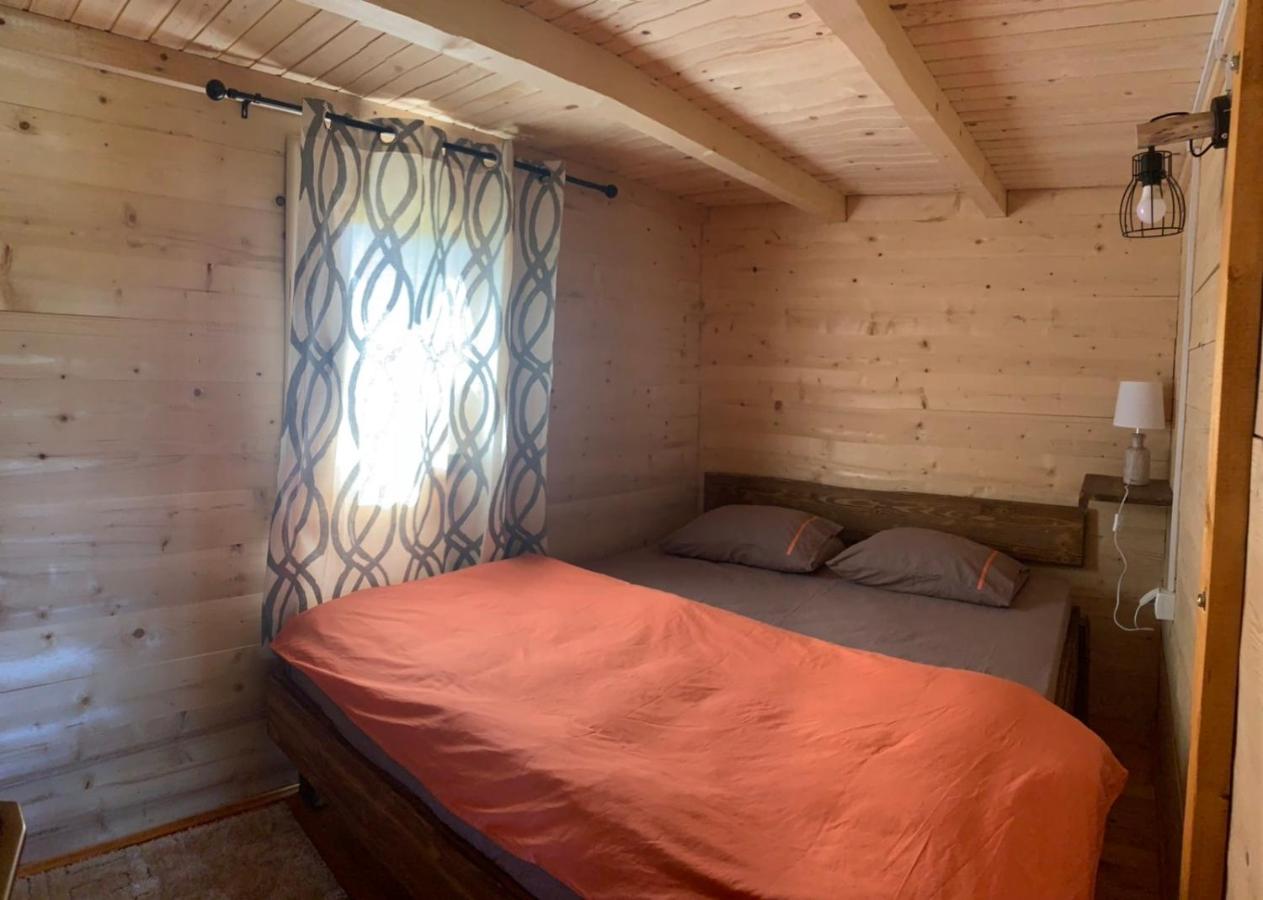 Cabin House Dubovik - Ferienwohnung Cetinje
