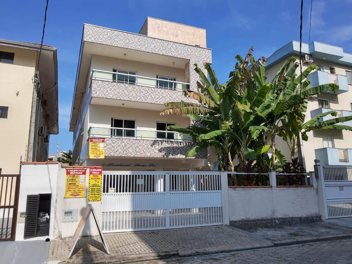Residencial Amigo Fiel - Bed and Breakfast Ubatuba