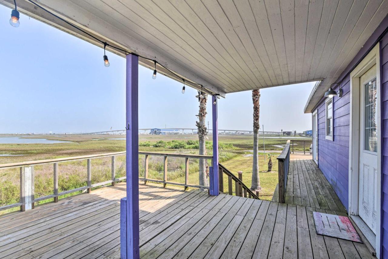 4 Blocks to Ocean Water-View Surfside Beach Home! - B&B