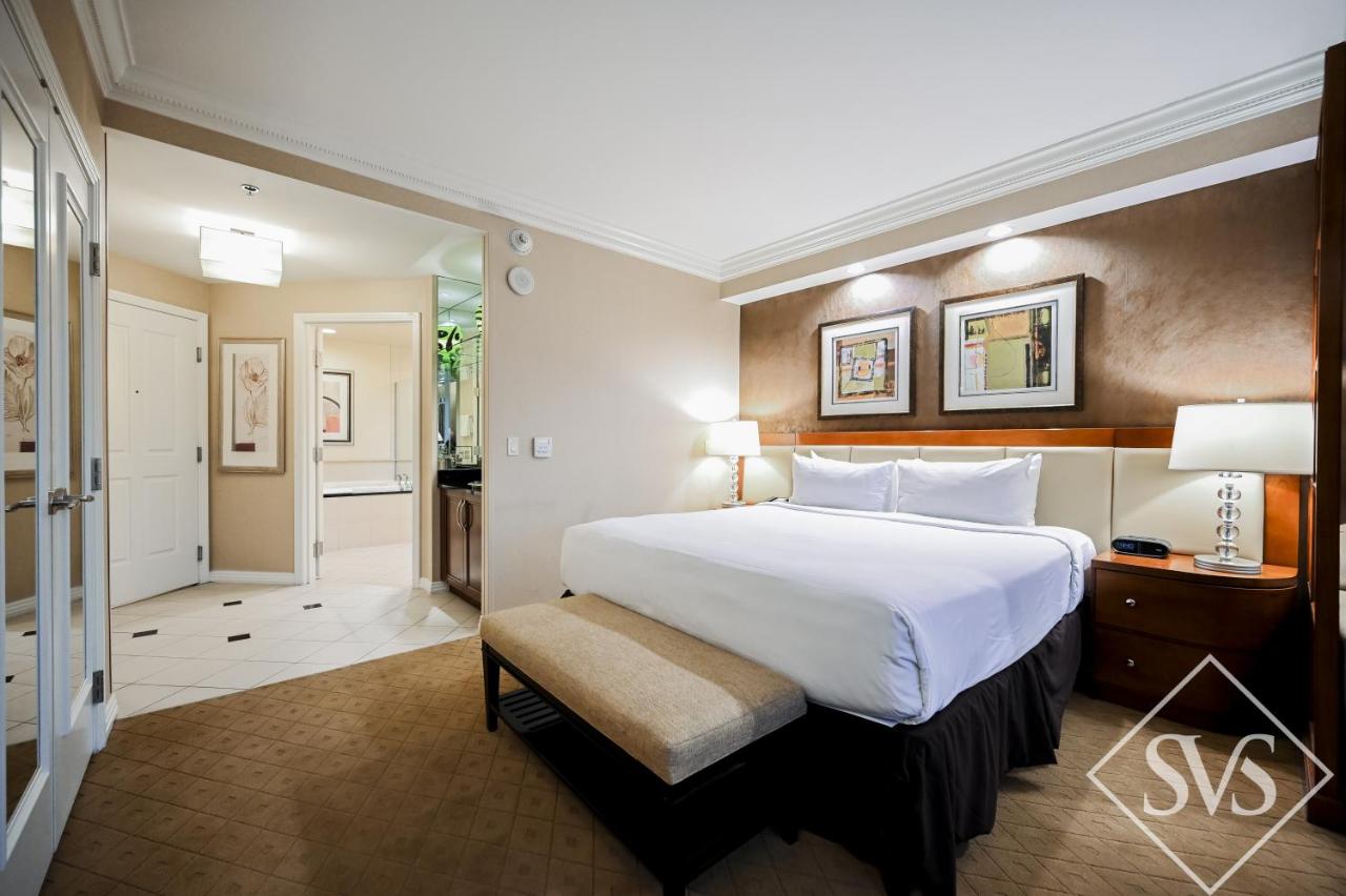 B&B Las Vegas - StripViewSuites at Signature - Bed and Breakfast Las Vegas