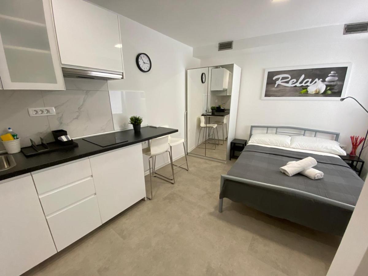 Studio Apartment