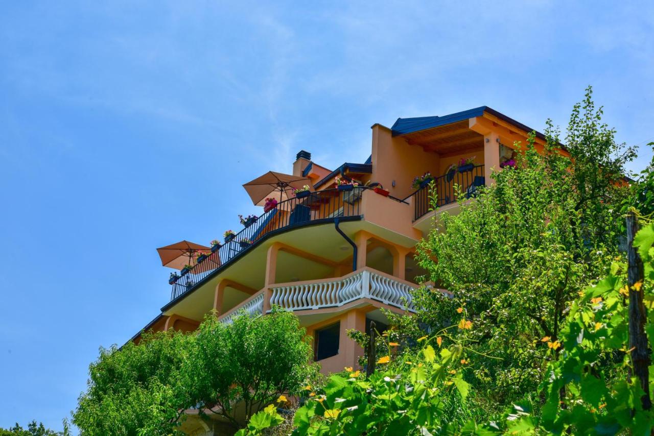 Appartamento con Vista Lago