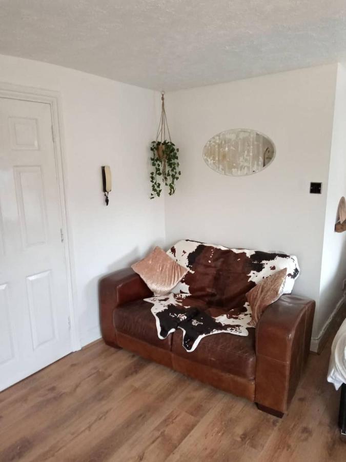 Havisham Studio Flat Rochester ME1 1XZ - Ferienwohnung Strood