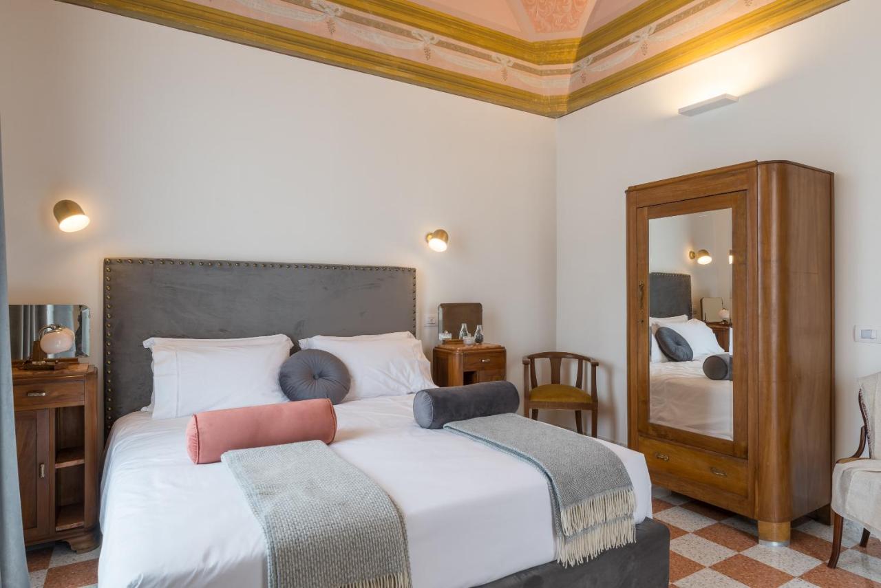 B&B Ostuni - 1940 Luxury Accommodations by Wonderful Italy - Bed and Breakfast Ostuni