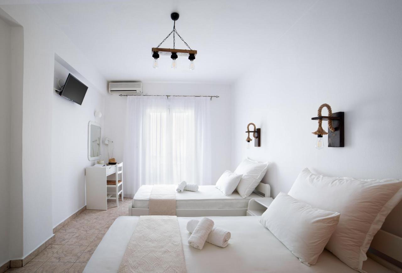 Double or Twin Room with Sea View