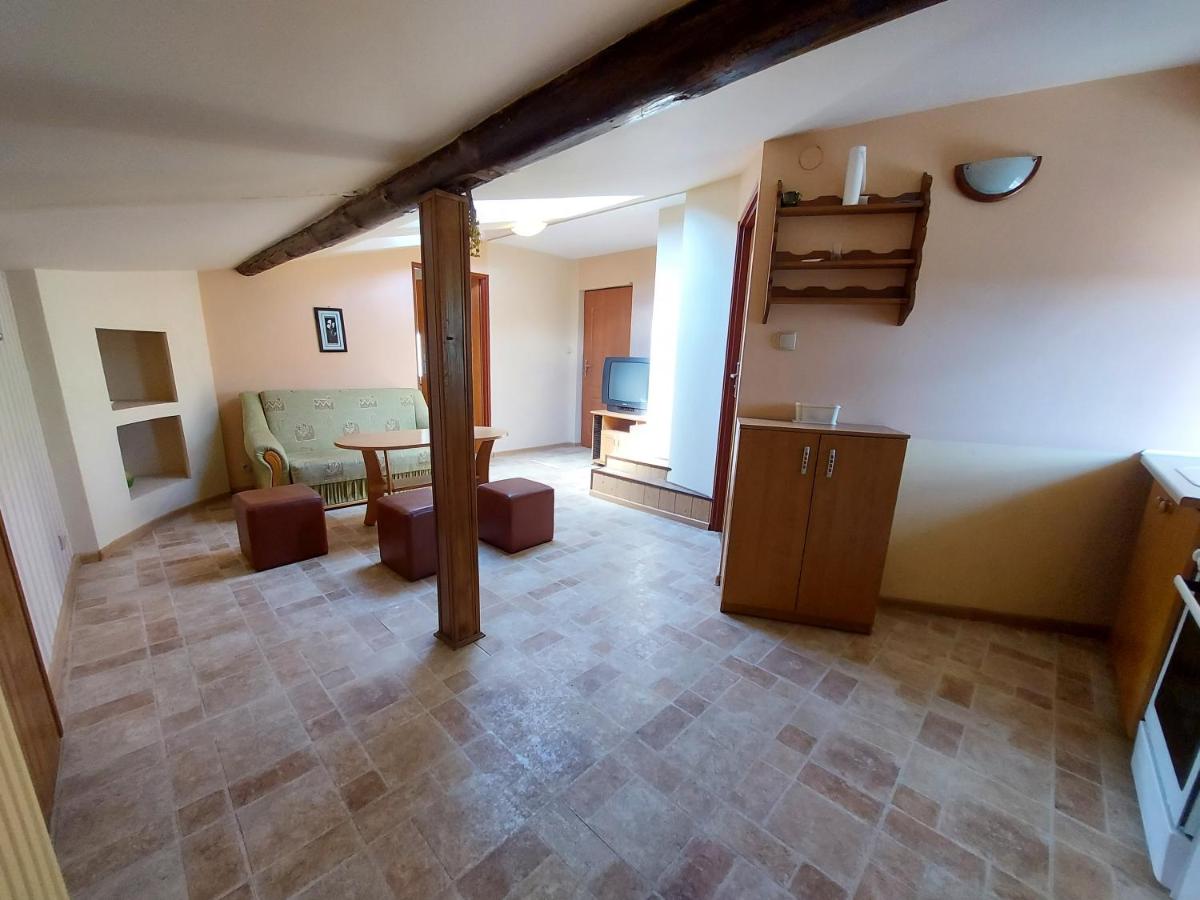 Dreibettzimmer mit eigenem Bad