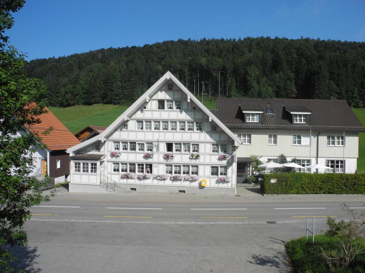 Landgasthaus Bären - Bed and Breakfast