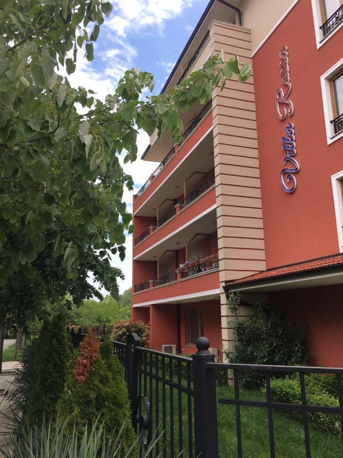 Villa Rossa apartments - B&B Ravda