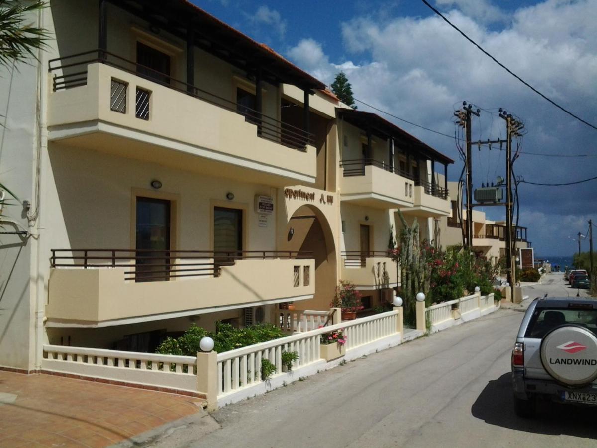 John Apartments - Chambres d’hôtes Plataniás