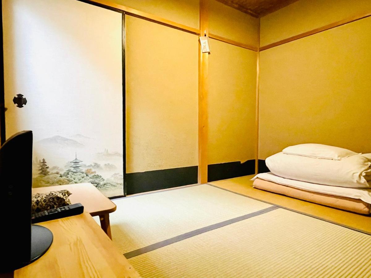 Single Room with Private Bathroom