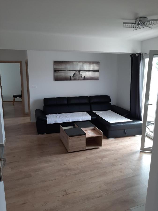 Penthaus Apartment N&M - Ferienwohnung Baška Voda