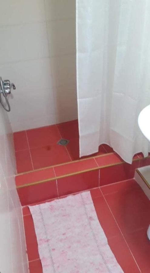 Chambre Familiale avec Salle de Bains Privative