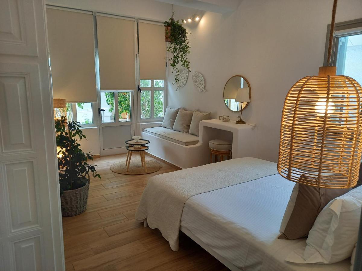 Patmos Little Suites - B&B