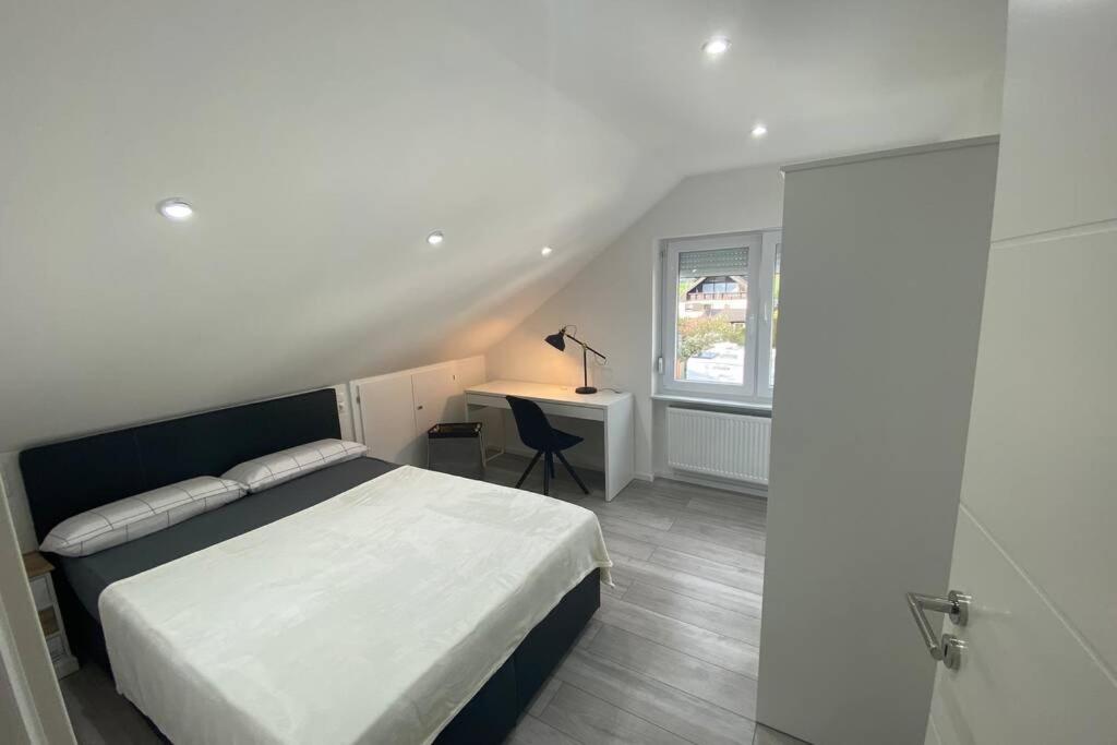 Appartamento con 3 Camere da Letto
