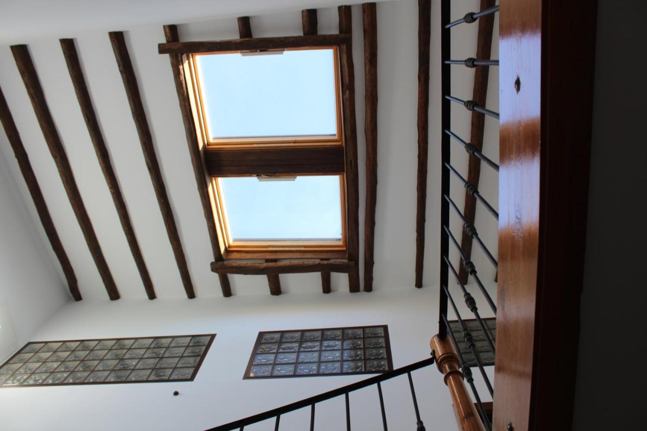 Apartamentos rurales 'Los Soportales' - B&B Tendilla