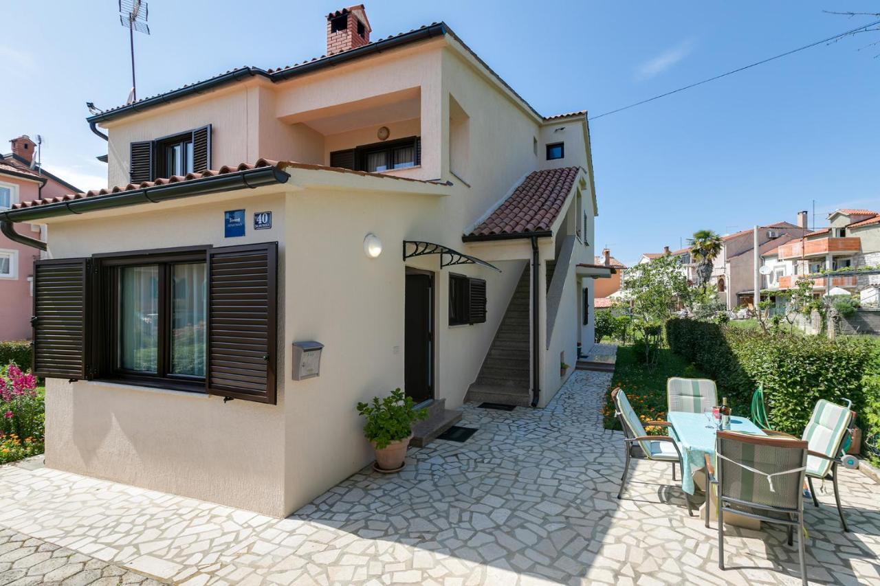 Apartments Marija - Bed and Breakfast Funtana