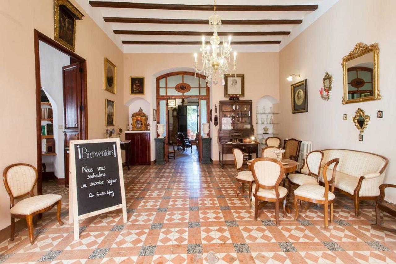 B&B Macastre - Villa Charly Casa señorial XVII Historical Villa - Bed and Breakfast Macastre