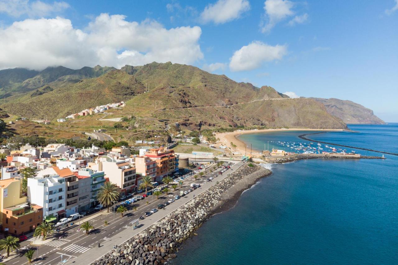 Home2Book Sea Front Las Teresitas Beach 1 - B&B