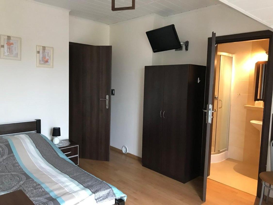 Großes Doppelzimmer
