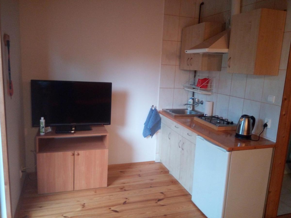 Apartamenty pod lipą - B&B Łukęcin