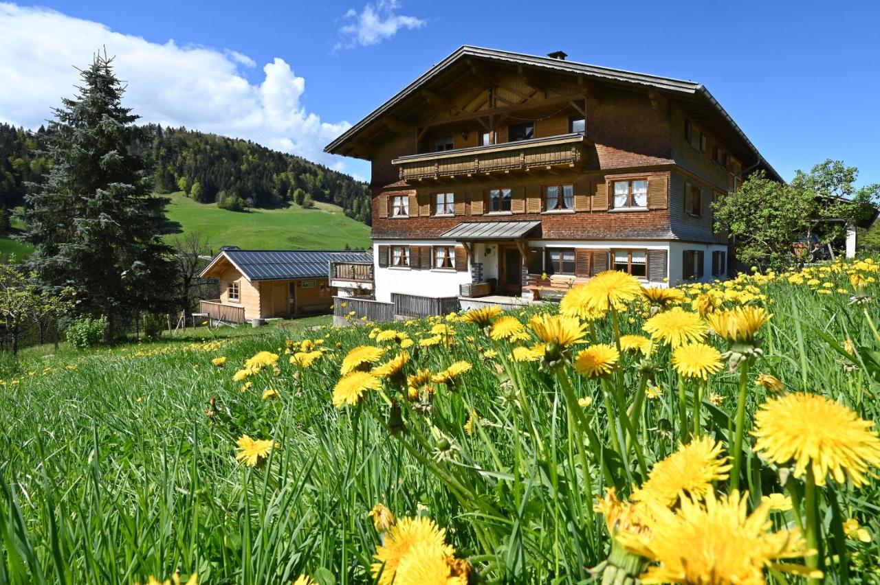 B&B Hittisau - Bauernhof Bilgeri - Bed and Breakfast Hittisau