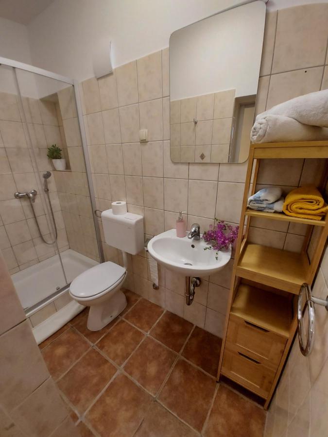 One-Bedroom Apartment - Ground Floor