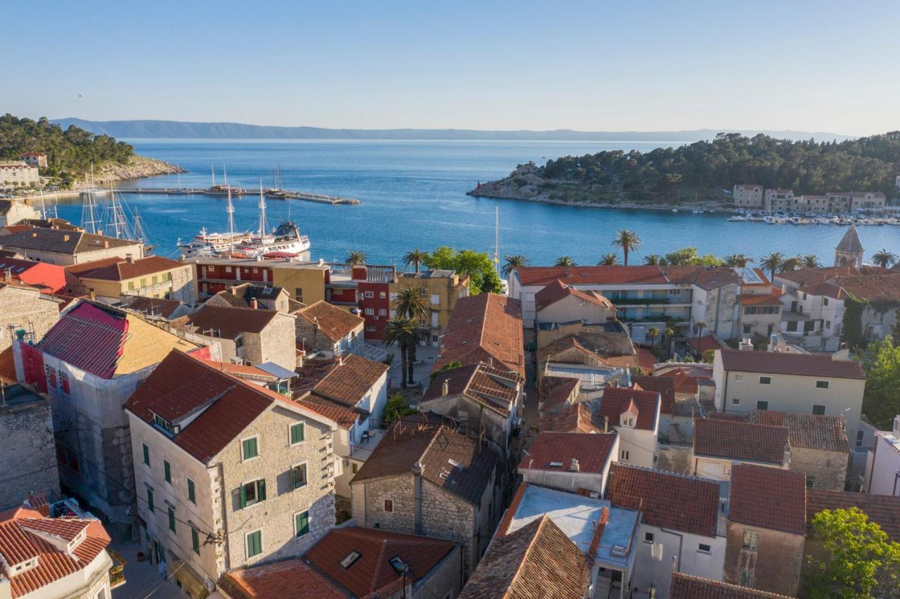 Apartment STARI GRAD - B&B Macarsca