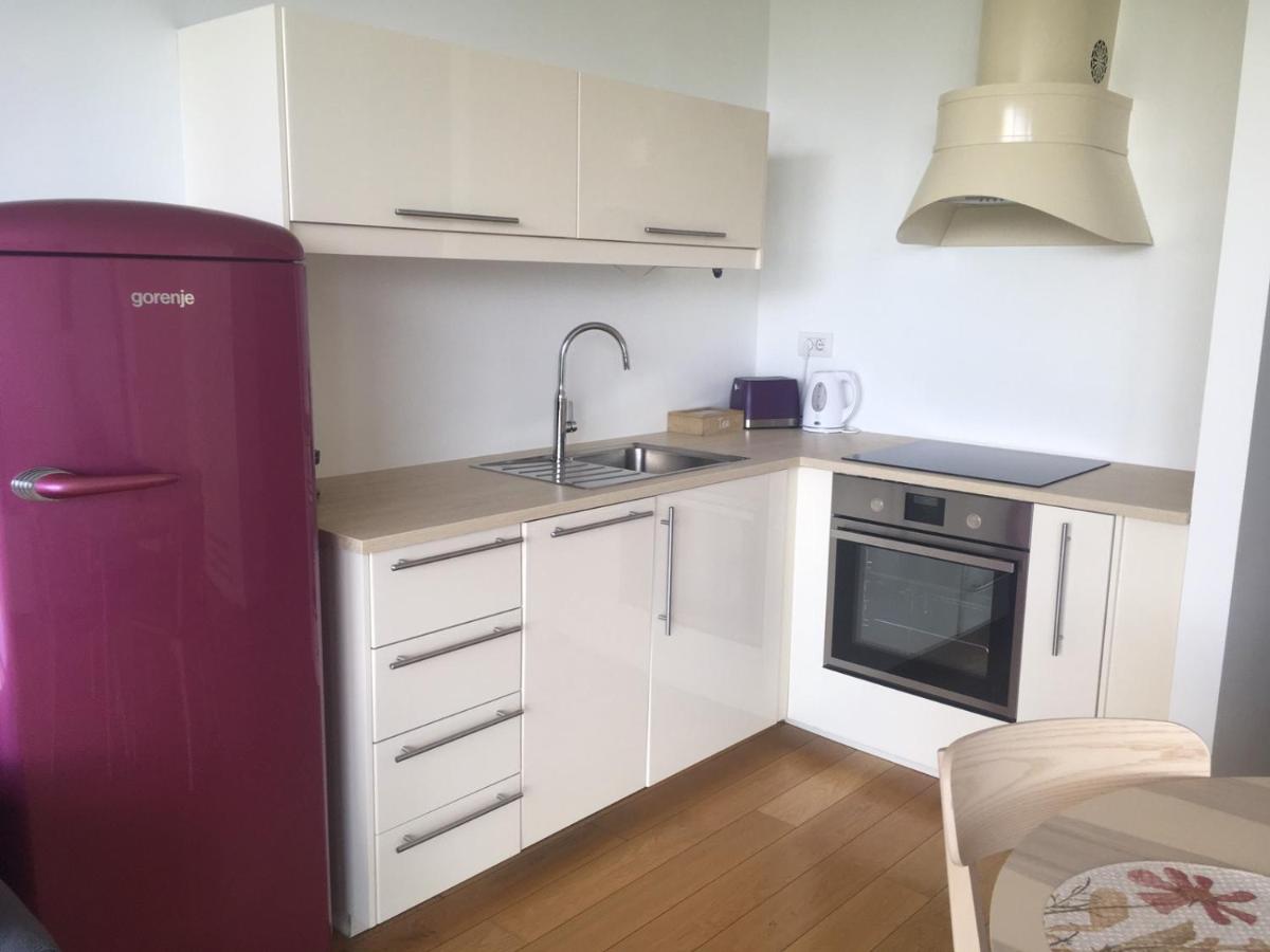 Apartment mit Balkon