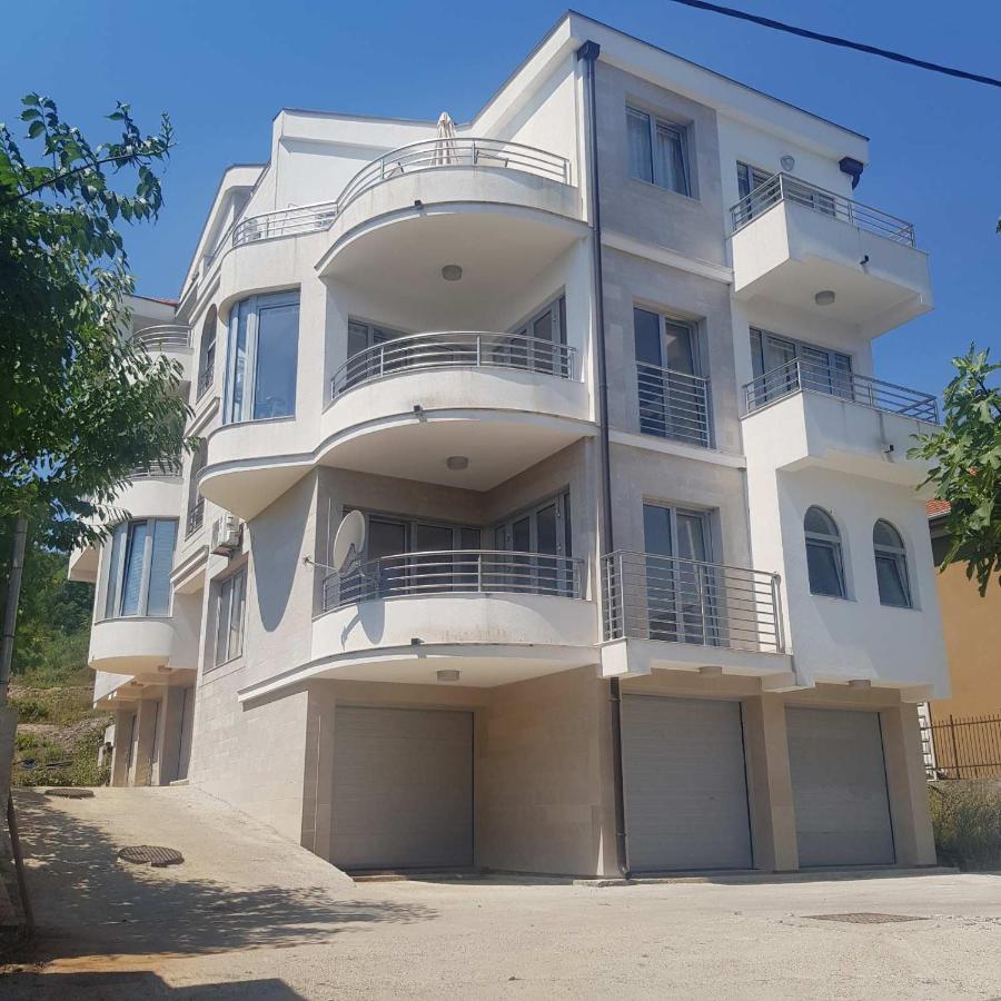 Apartmani Jelena - B&B