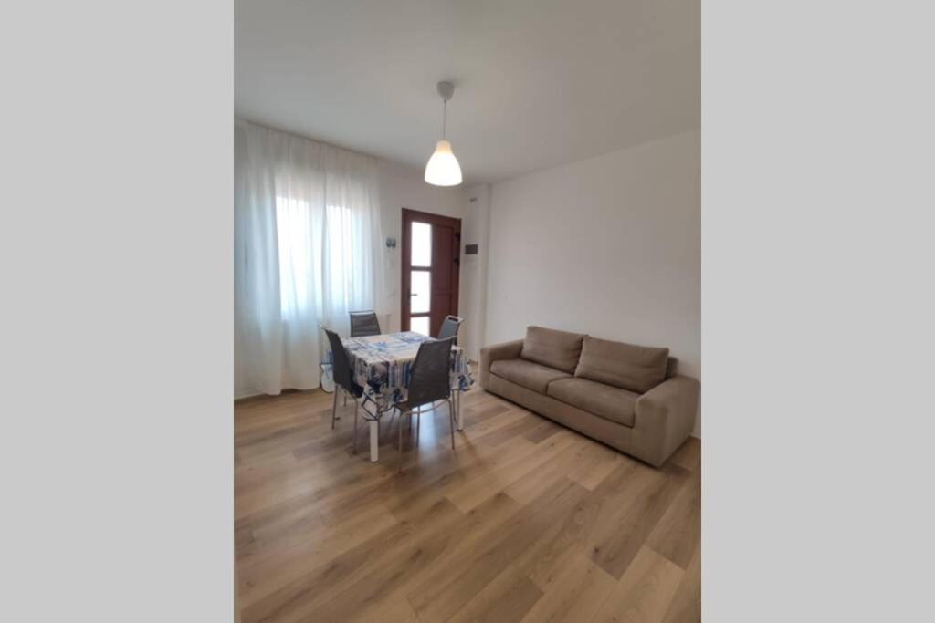 DELTA D Piazza Marina- 50 MT dal mare - Immobil Relax - B&B