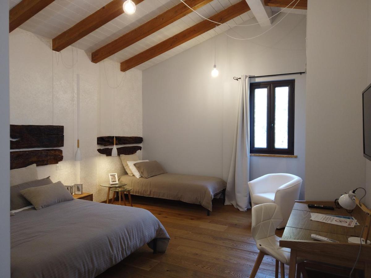 Driepersoonskamer met Eigen Badkamer