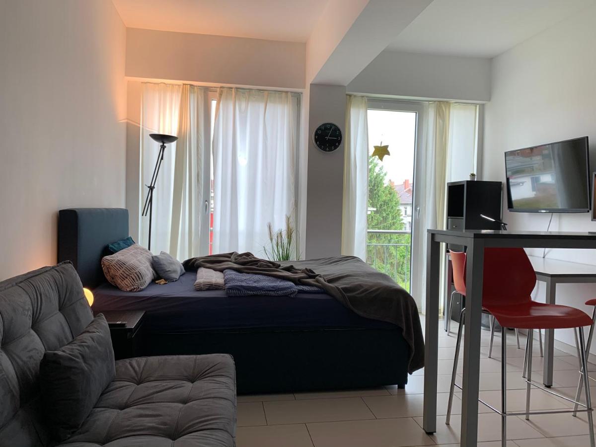 B&B Karlsruhe - Exklusive Wohlfühloase by Rabe - Parkplatz & free Netflix & Coffee-Bar - Bed and Breakfast Karlsruhe