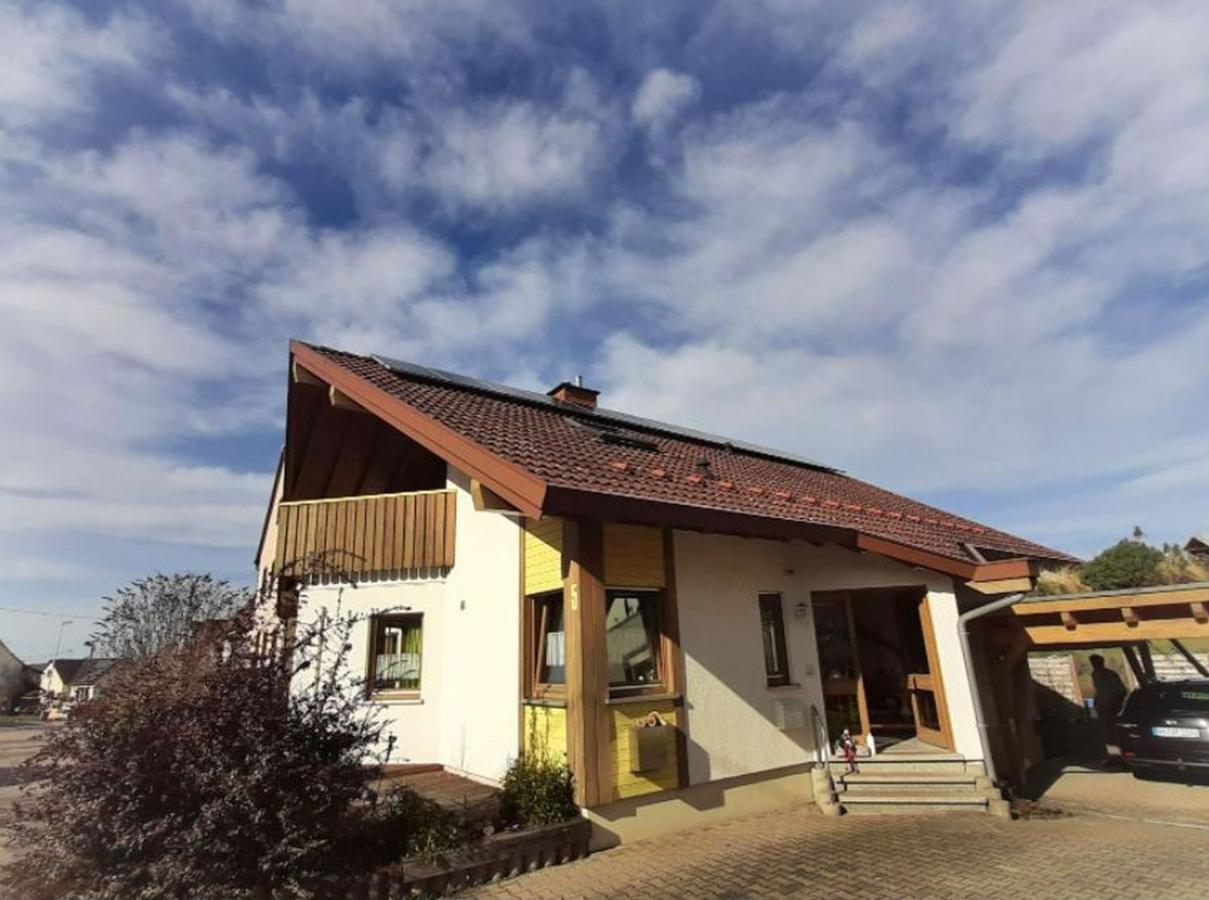 B&B Kottweil - Ferienwohnung Berglen-Domizil - Bed and Breakfast Kottweil