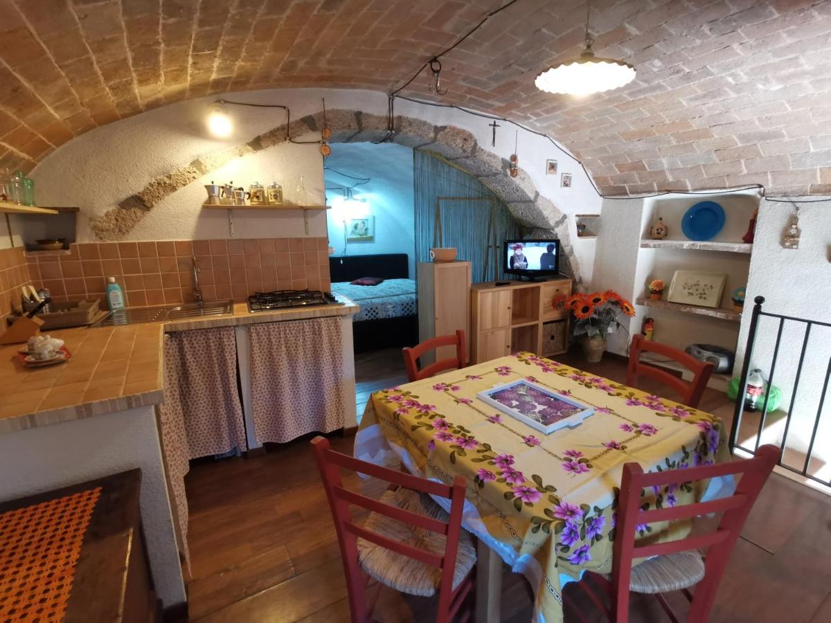 B&B Calascio - Casa MANETTA - Bed and Breakfast Calascio